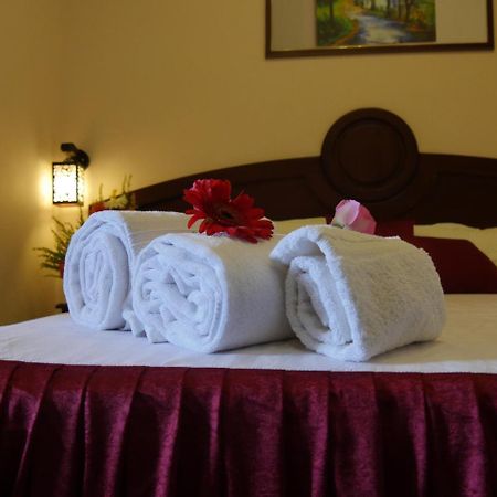 Karthika Residency Otel Kilimanur Dış mekan fotoğraf