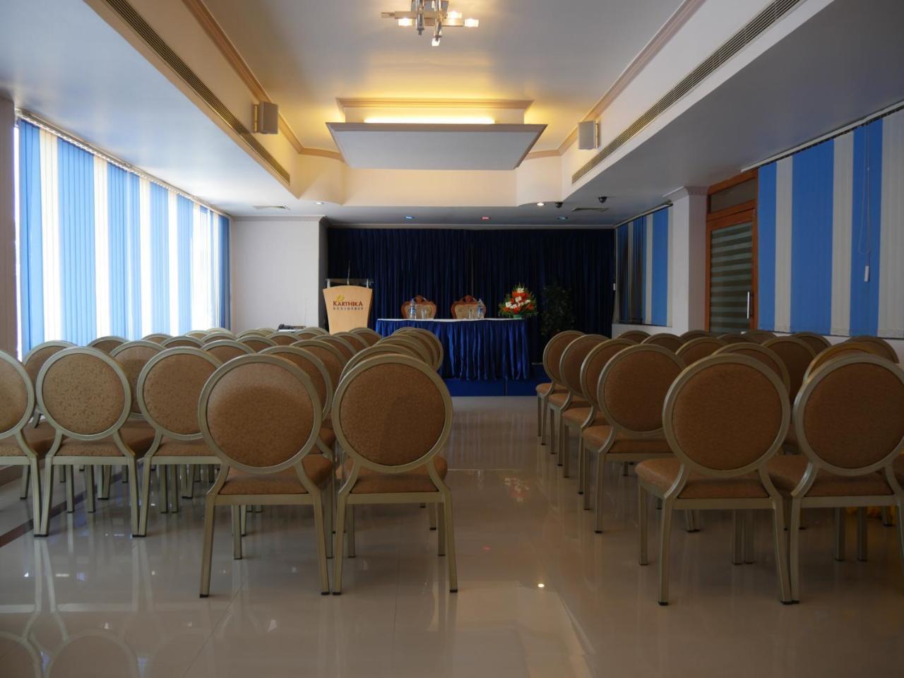 Karthika Residency Otel Kilimanur Dış mekan fotoğraf